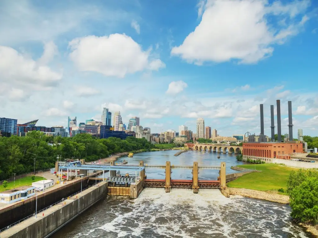 Minneapolis: The Bike-Friendly Midwest City with 22 Lakes