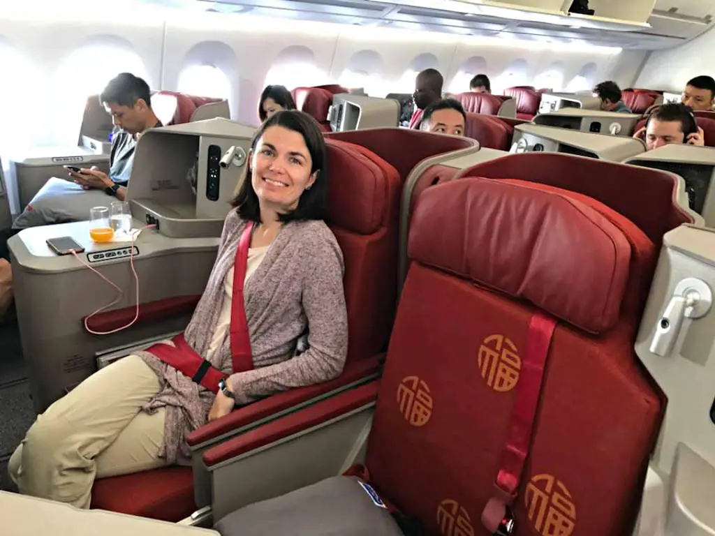 How to Get Business Class Tickets for Cheap (Airlines Hate This)