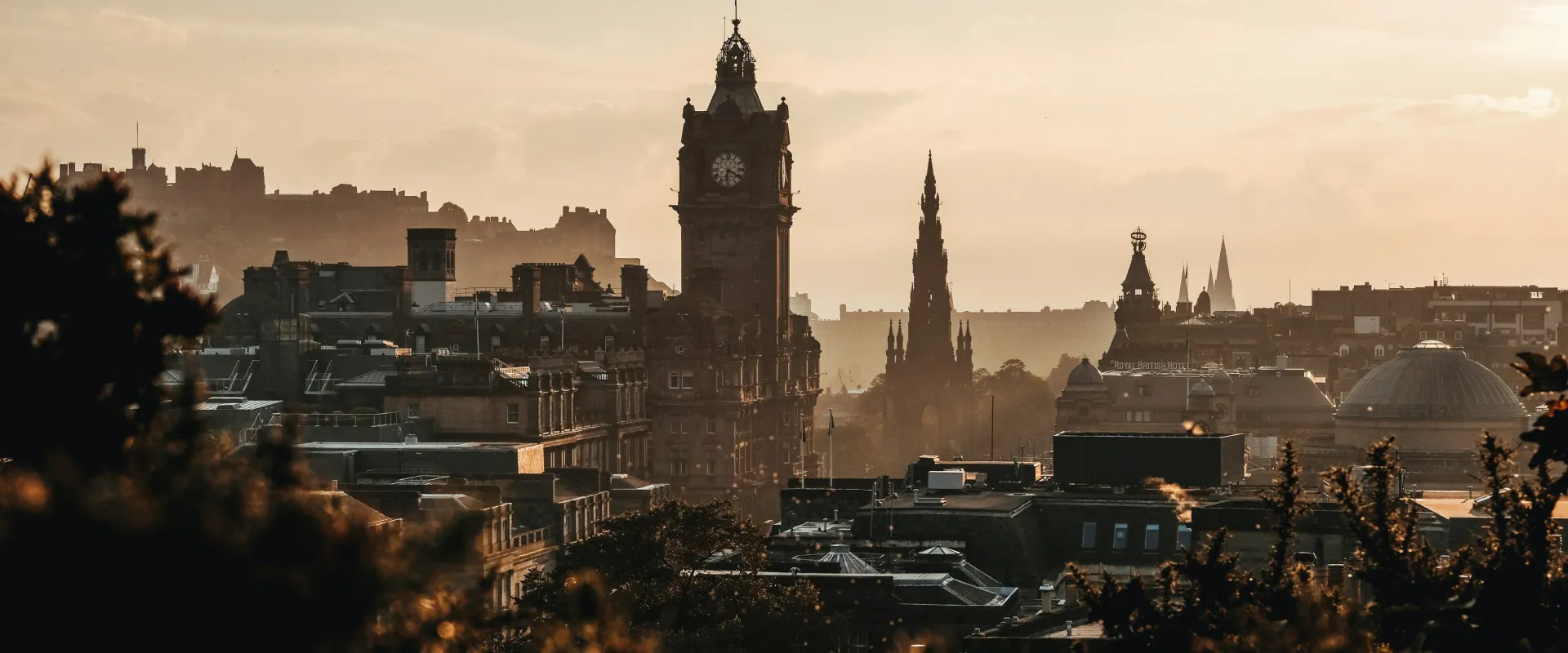 Edinburgh: The Scottish Capital Built on an Extinct Volcano and World-Renowned Arts Scene